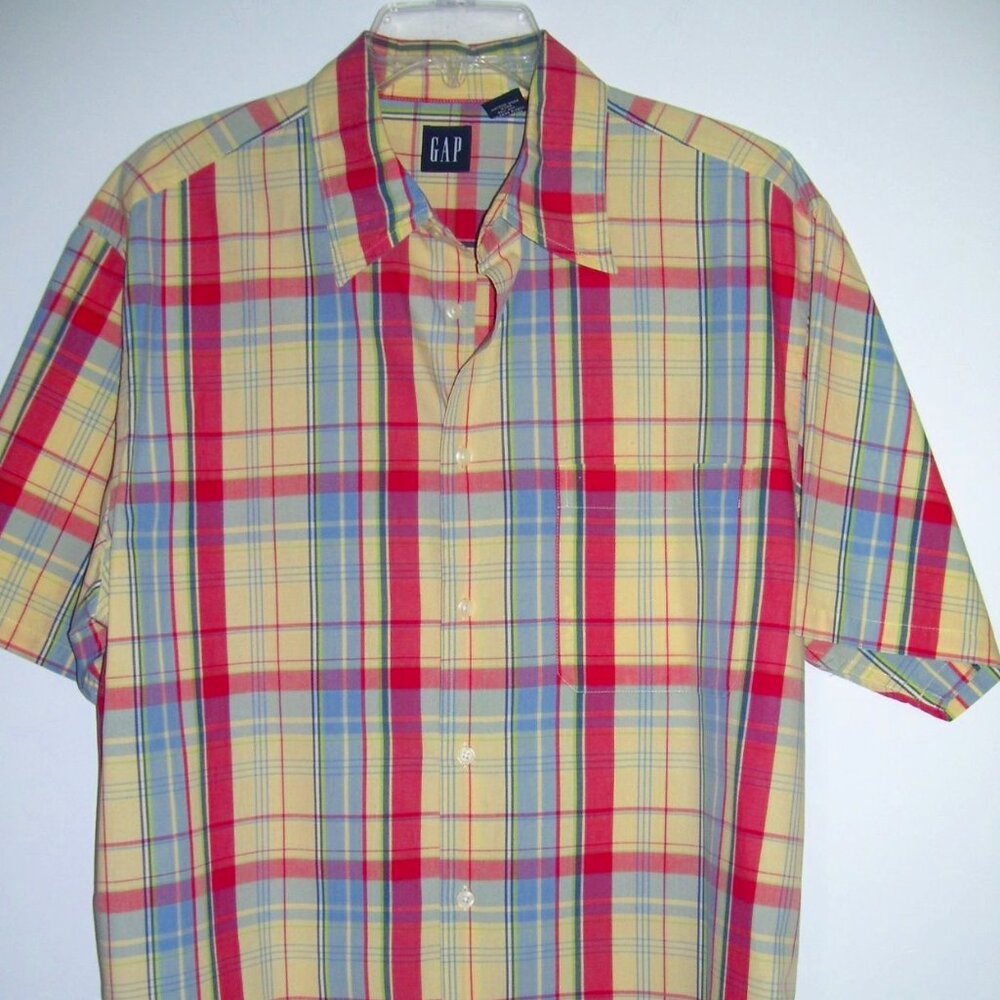 GAP Shirt Short Sleeve Size Large Red Yellow Blue Plaid